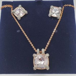 Swarovski Violet, Rose-gold tone plated studs Earrings and Necklace Set